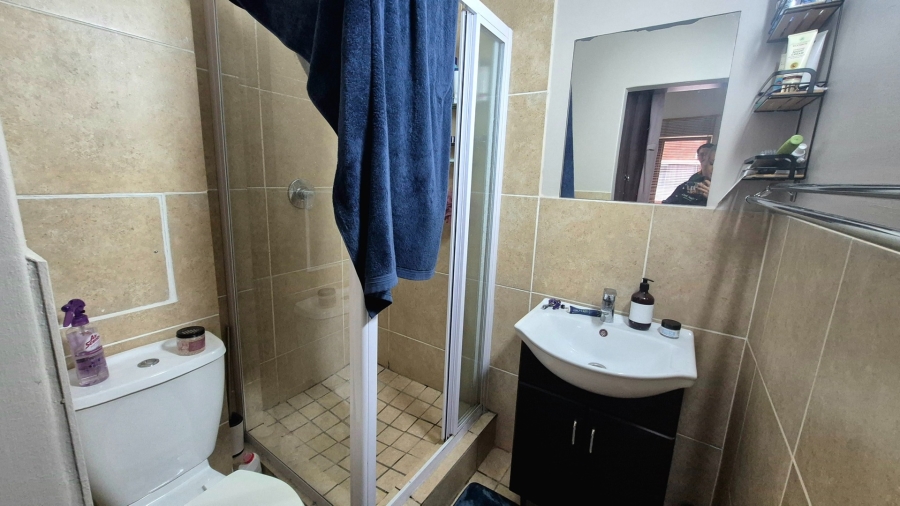 1 Bedroom Property for Sale in Die Bult North West